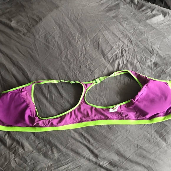 Sports Bra - Picture 2 of 7